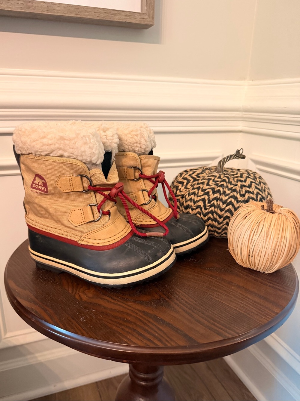 Sorel Yoot Pac Insulated Waterproof Winter Snow Boots Tan and Crimson Kids Sz 13